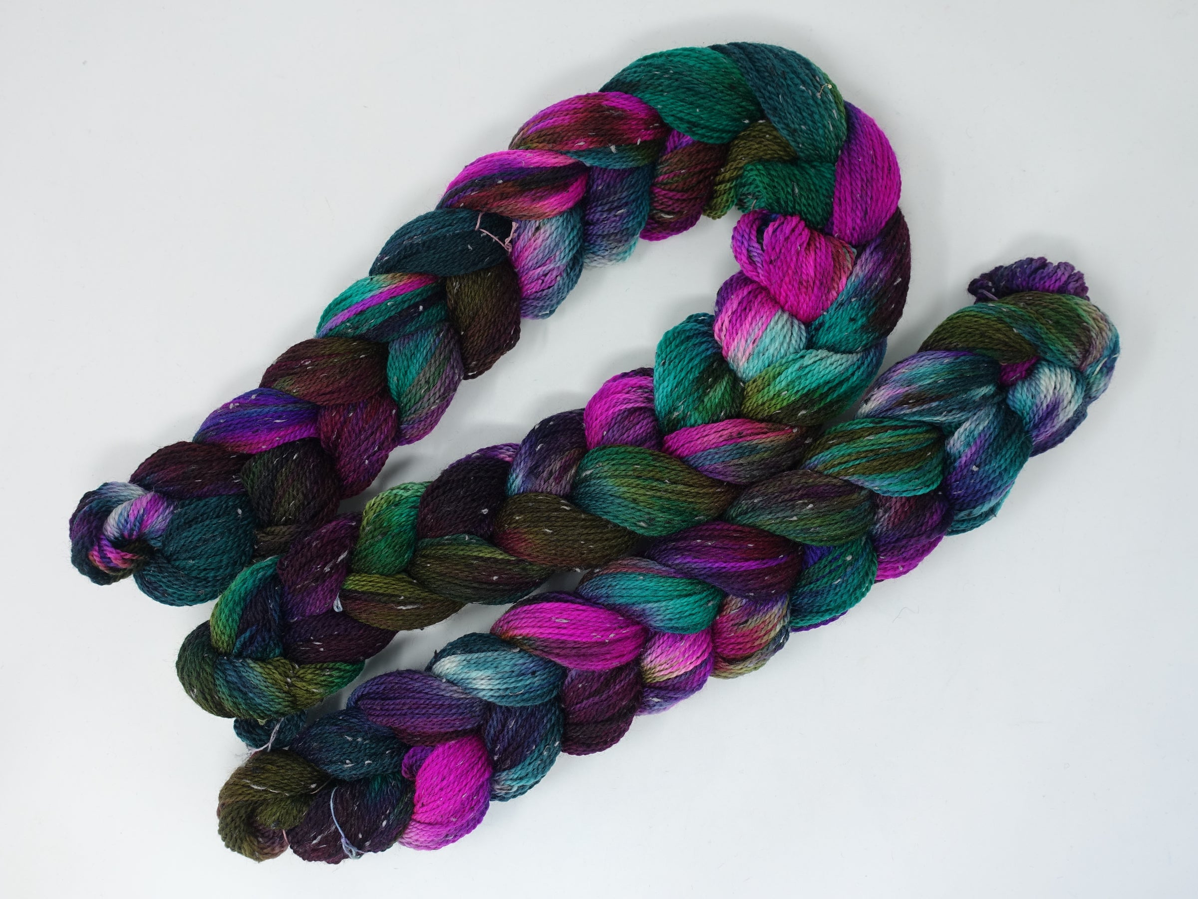 Hand Dyed Variegated Warp- BFL & Tweed ~350m per 100g. 150 ends. ~2.3m or 4.8m length