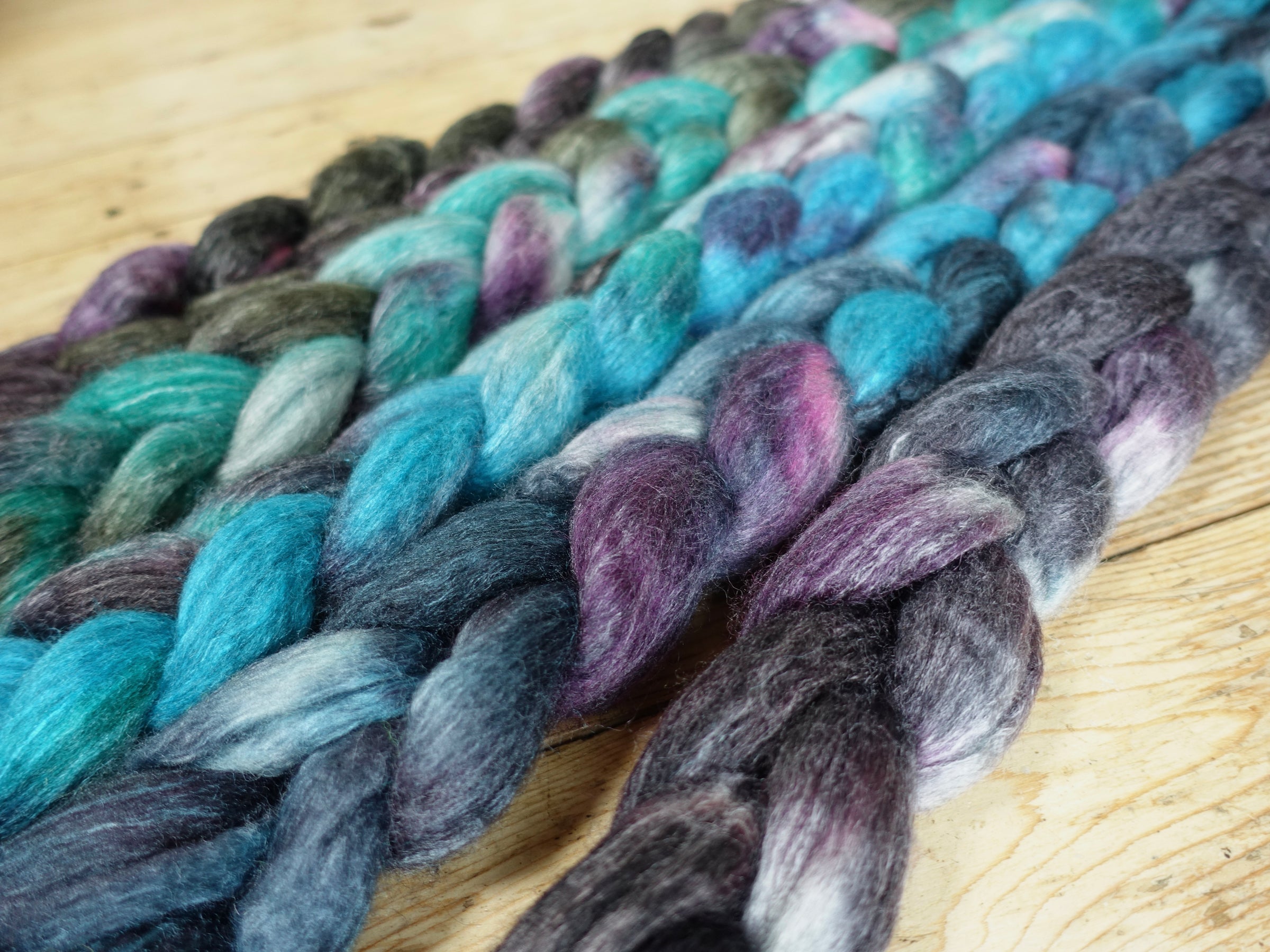 Fade Pack- Corriedale & Lotus, 5 co-ordinating braids, Hand Dyed British Wool, 500g