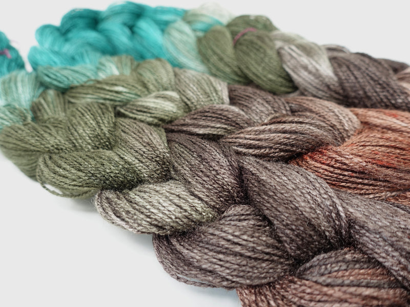 Hand Dyed Gradient Warp- Tussah Silk 2/8NM ~400m per 100g. 150 ends. ~2.2m & 4.8m warp length