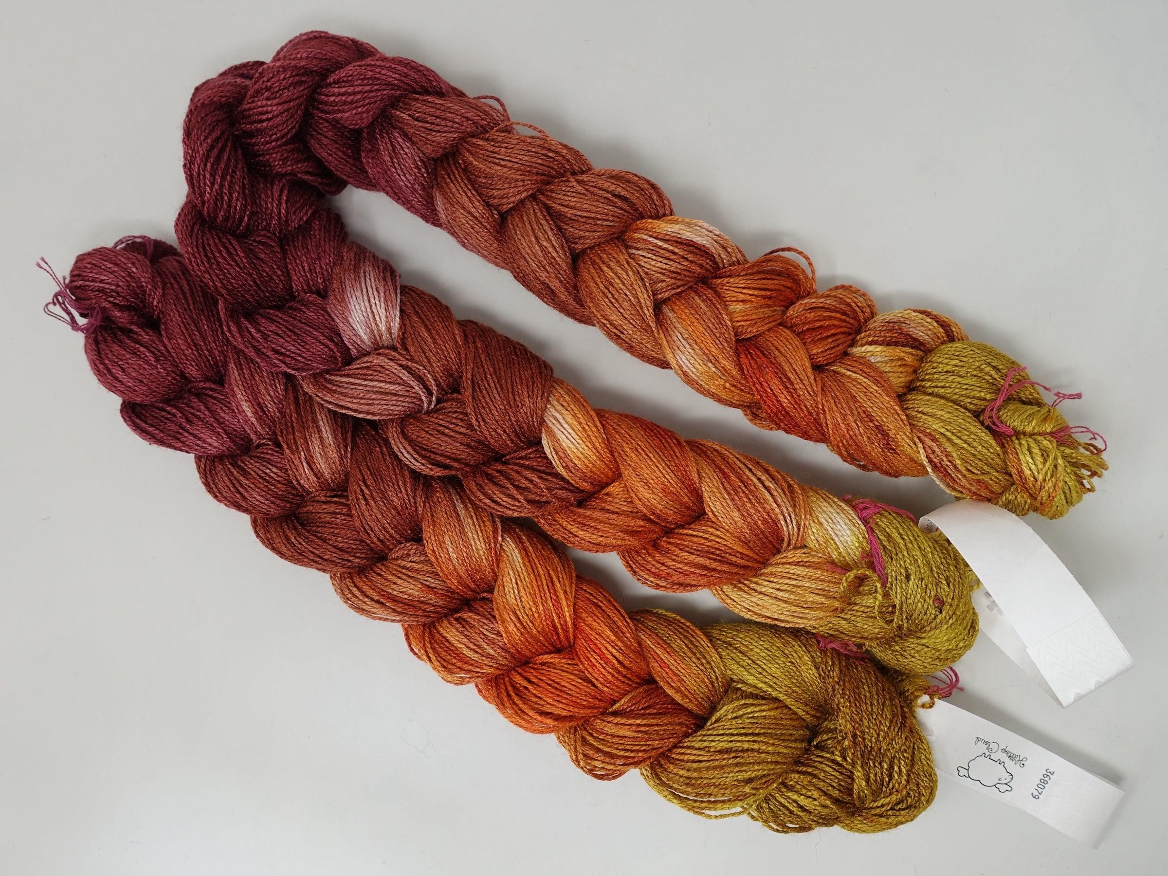 Hand Dyed Gradient Warp- Tussah Silk 2/8NM ~400m per 100g. 150 ends. ~2.2m & 4.8m warp length