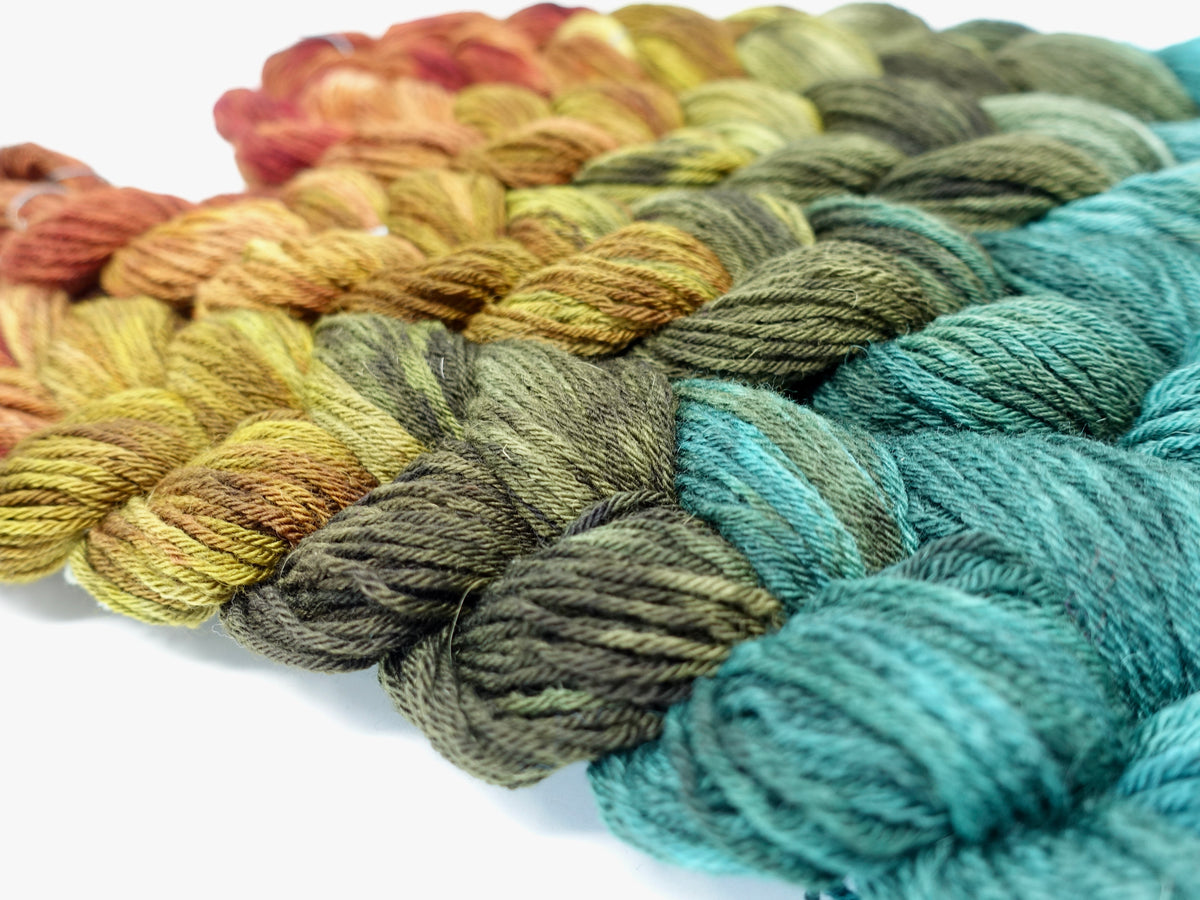 Hand Dyed Gradient Warp- Superfine Merino & Camel 4/16NM ~400m per 100g. 160 ends. ~2.2m  or ~5m length