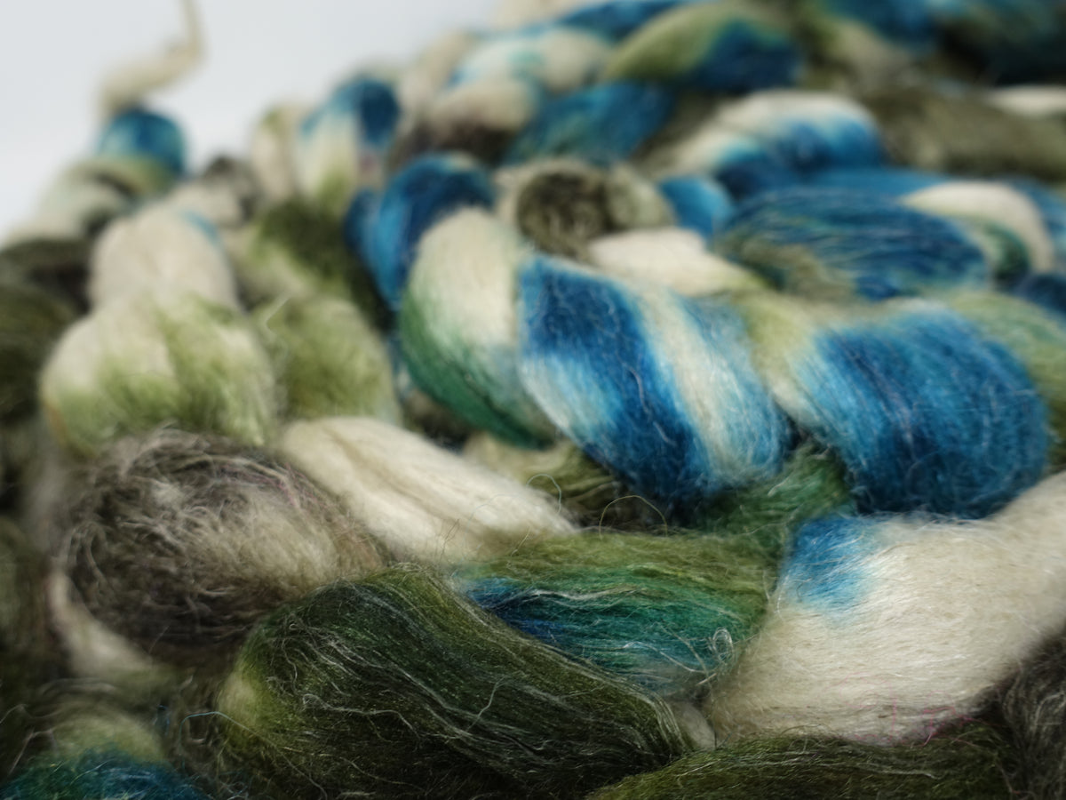 Romney, Silk & Linen. Hand Dyed Variegated - 100g