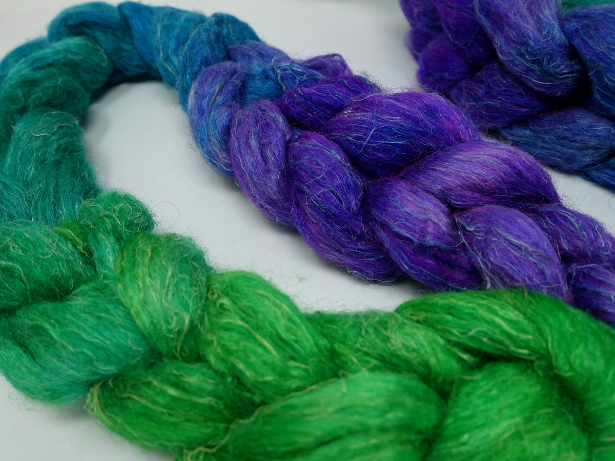 Romney, Silk & Linen. Hand Dyed Gradient - 100g