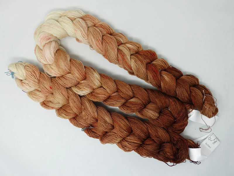 Gradient Warp- Shetland, BFL, Silk ~800m per 100g, 320 ends ~2.2m or 5m length