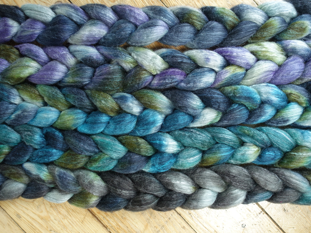 Fade Pack- Corriedale & Lotus, 5 co-ordinating braids, Hand Dyed, 500g