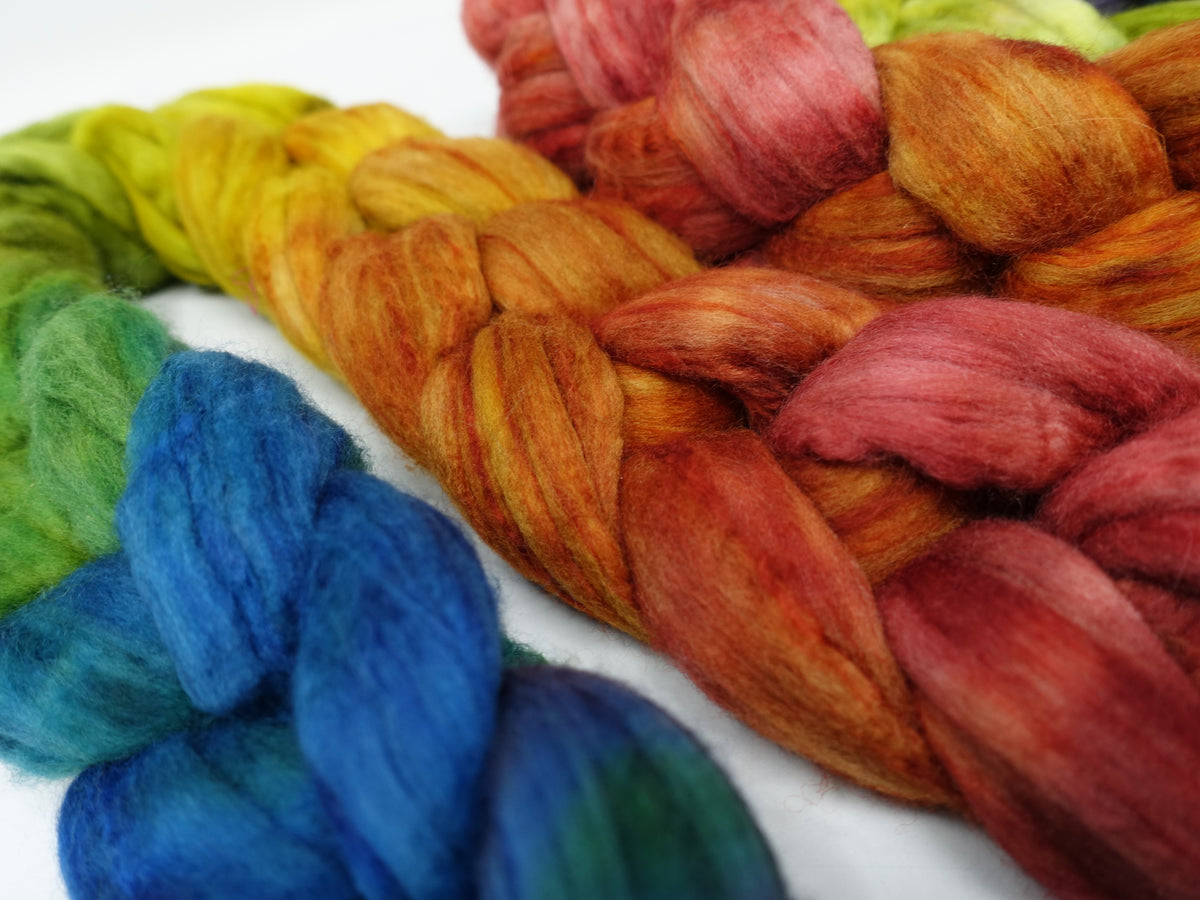 Superfine Merino & Cashmere, Hand Dyed Gradient. 100g