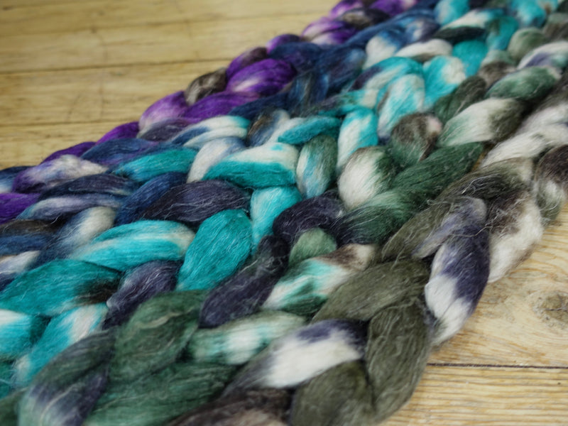 Fade Pack- Romney, Silk & Linen, 5 co-ordinating braids, Hand Dyed Wool, 500g