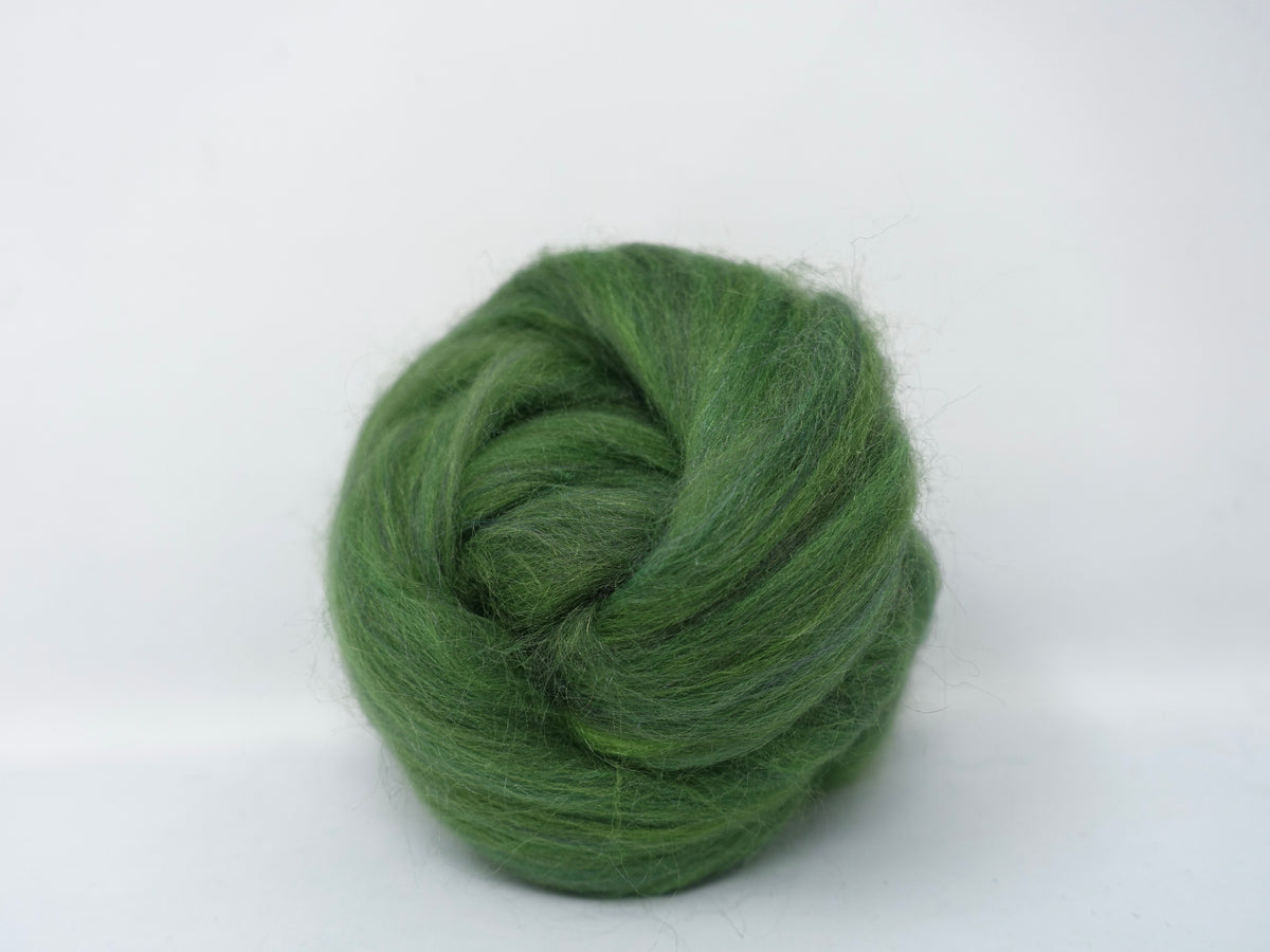 Hera- Superfine 19 micron Merino & Tussah Silk, 70-30 blend. 50g (DHG)