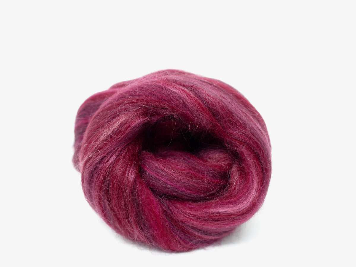 De Fere- Superfine Merino & Tussah Silk- Tour de Fleece. 50g (DHG)
