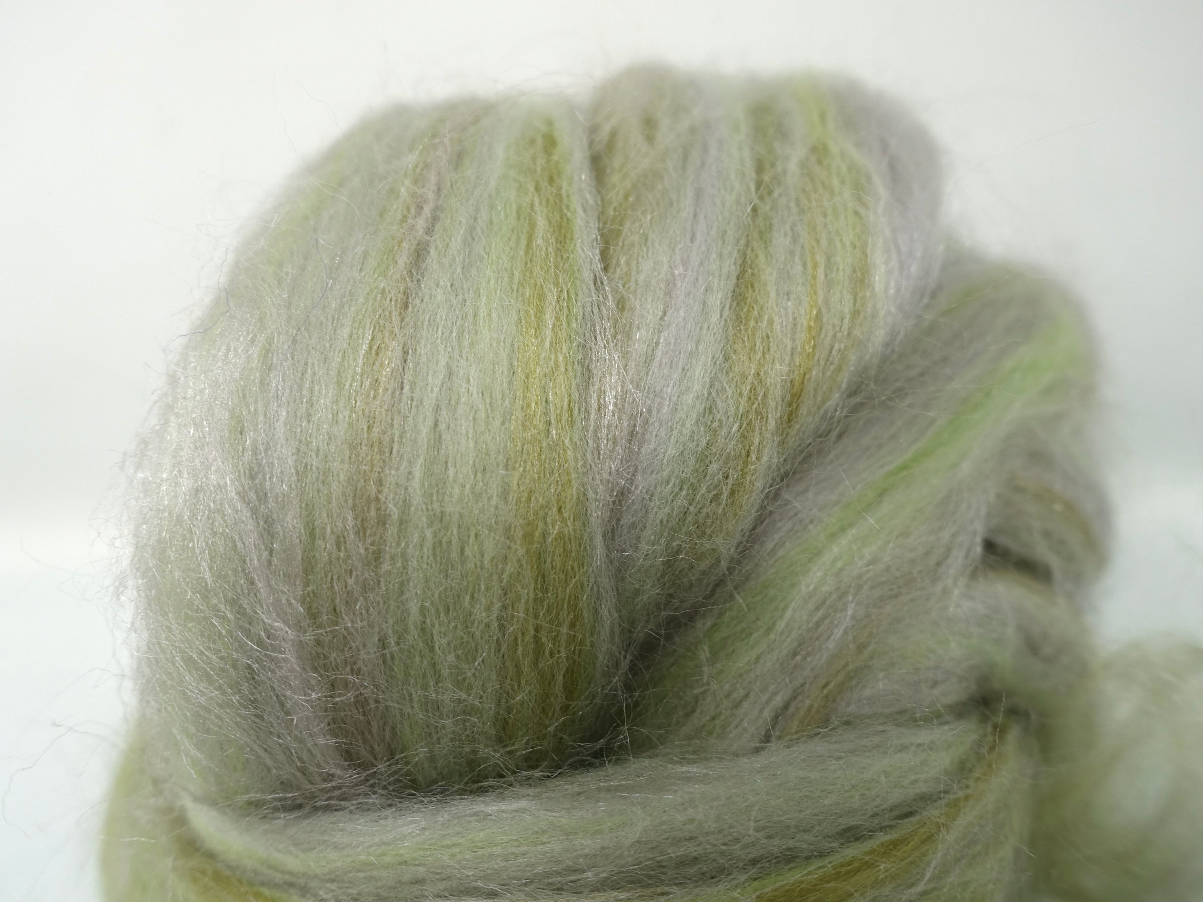 Lacoste- Superfine Merino & Tussah Silk- Tour de Fleece. 50g (DHG)