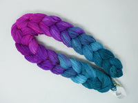 Hand Dyed Gradient Warp- Superfine Merino & Camel 4/16NM ~400m per 100g. 160 ends. ~5m length