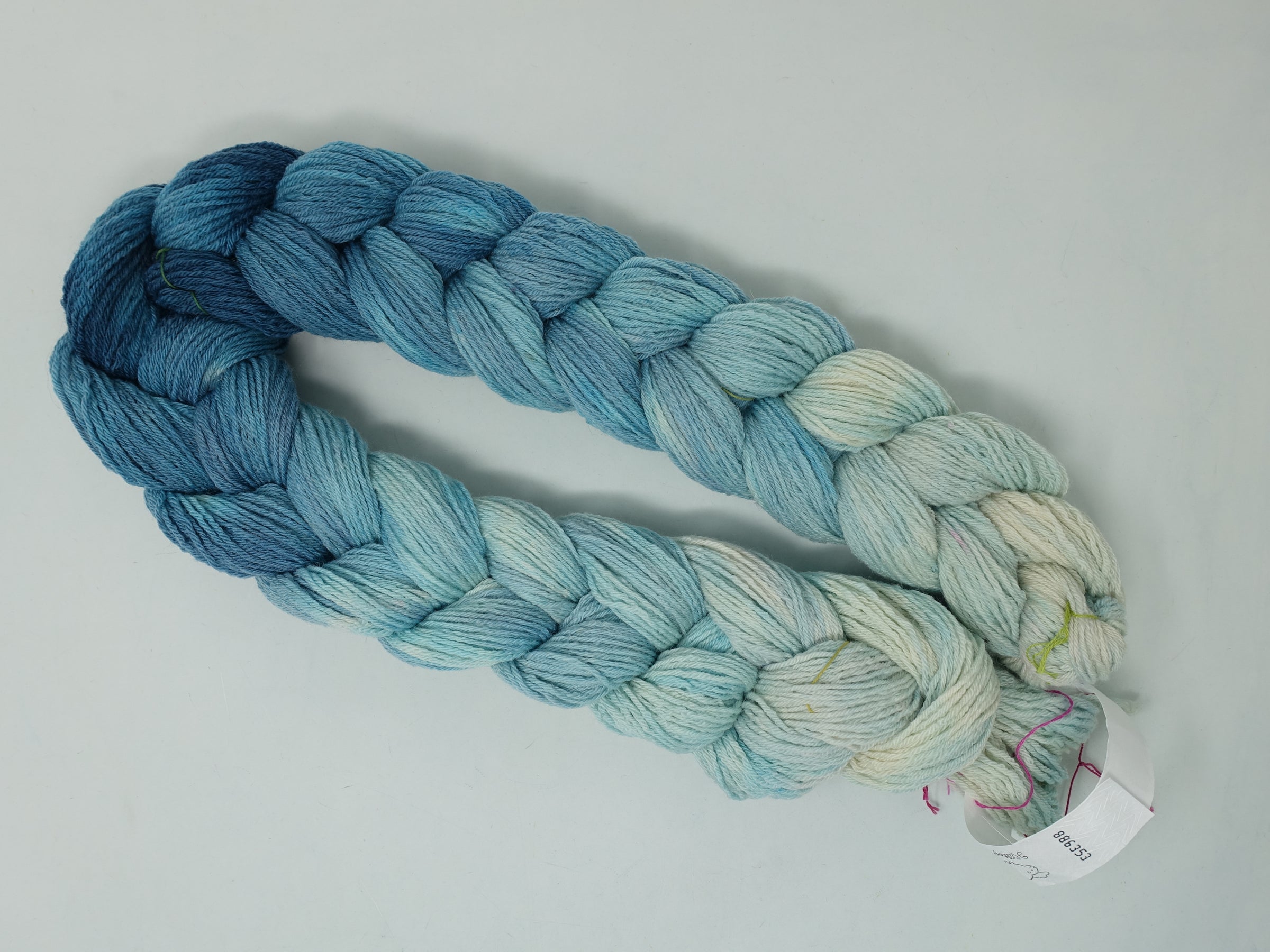 Hand Dyed Gradient Warp- Superfine Merino & Camel 4/16NM ~400m per 100g. 160 ends. ~5m length