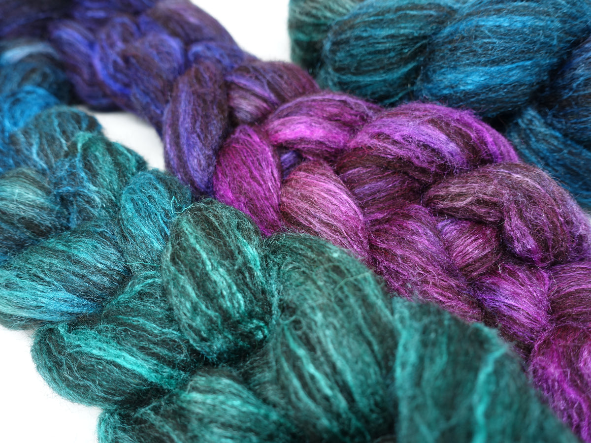 Zwartbles & Silk, Hand Dyed Gradient. 100g