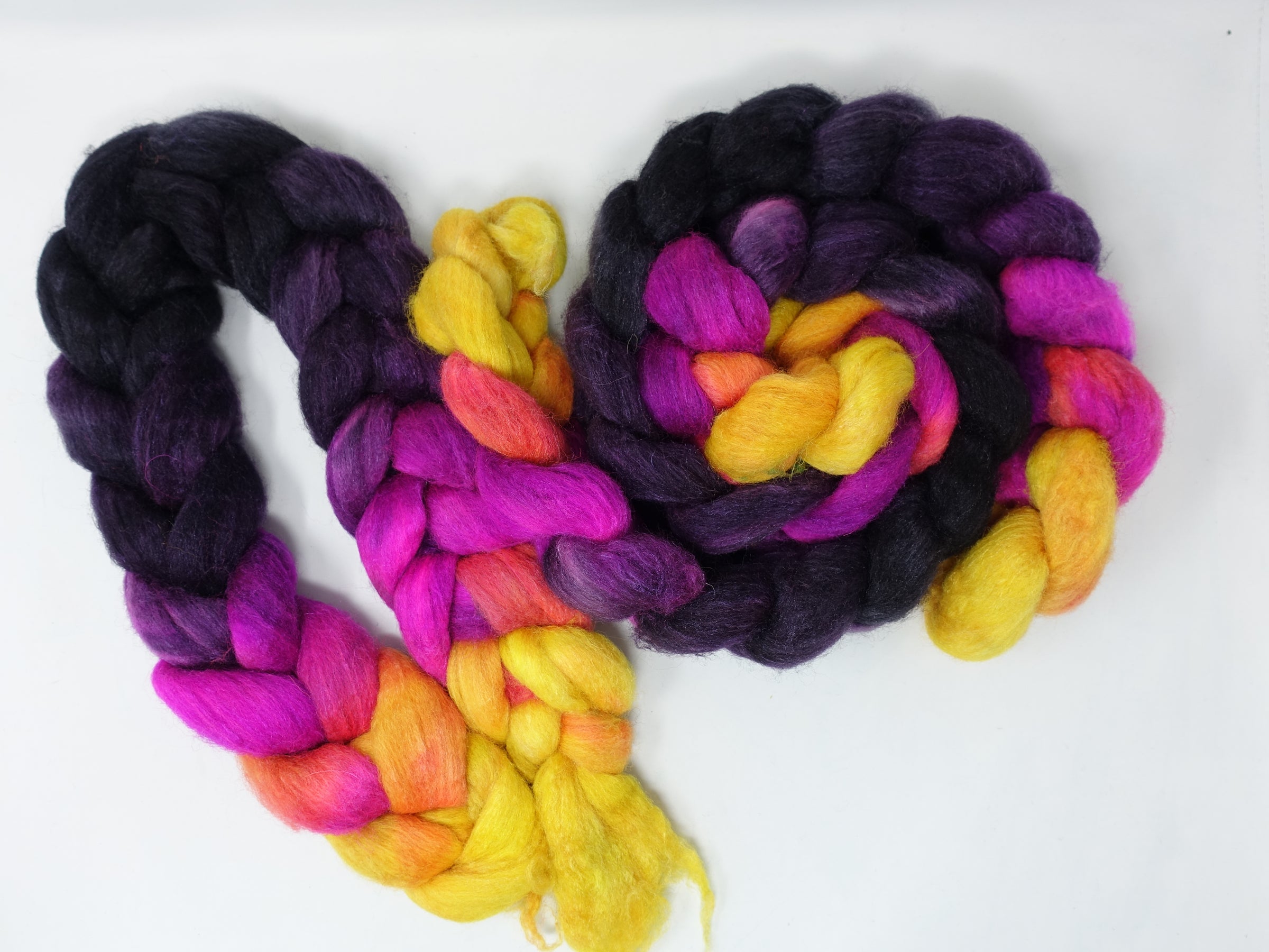 Sock Fibre, Superwash Cheviot, Silk & Bio-Nylon. Mirror Gradient 100g