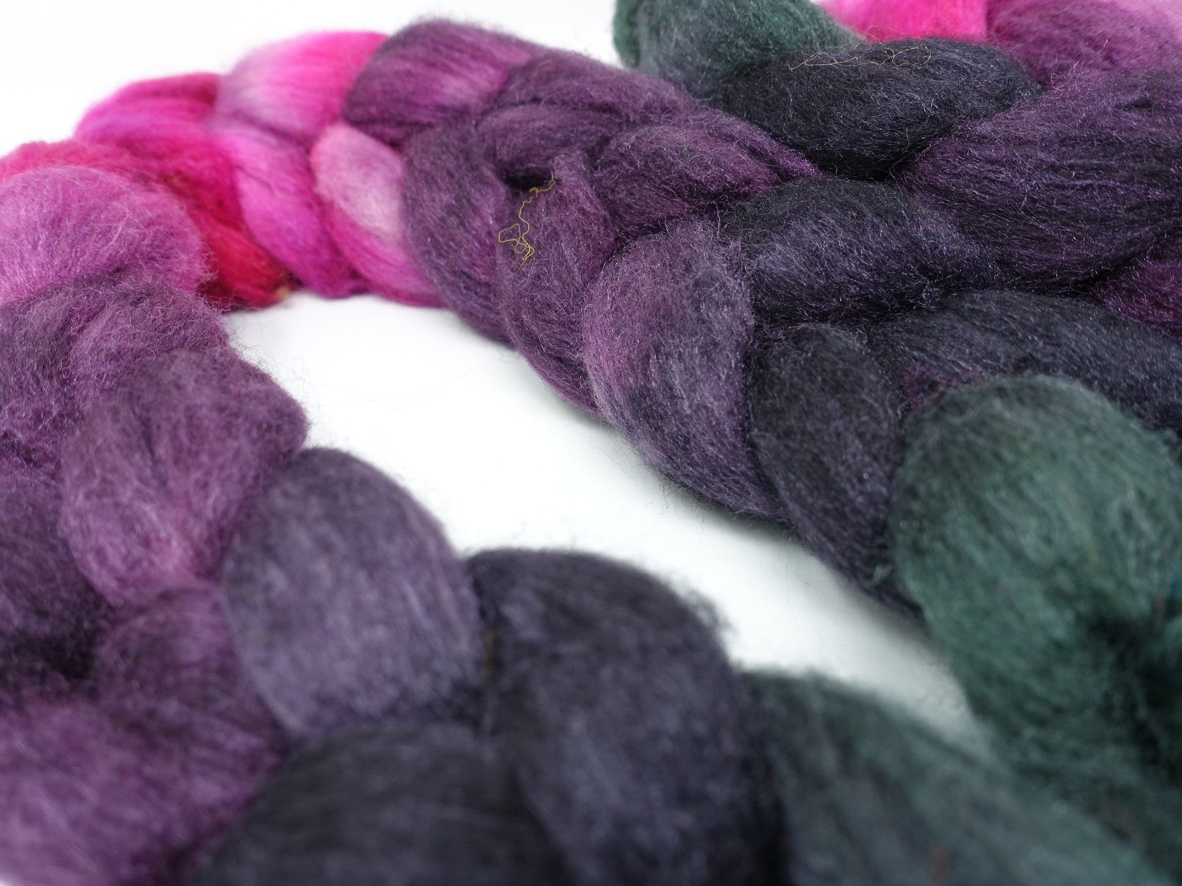Sock Fibre, Superwash Cheviot, Silk & Bio-Nylon. Mirror Gradient 100g