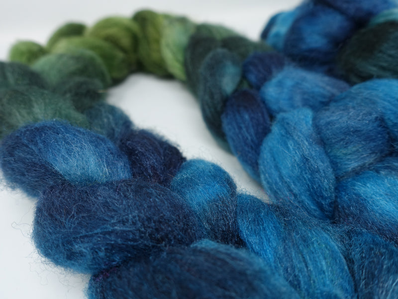 Sock Fibre, Superwash Cheviot, Silk & Bio-Nylon. Mirror Gradient 100g