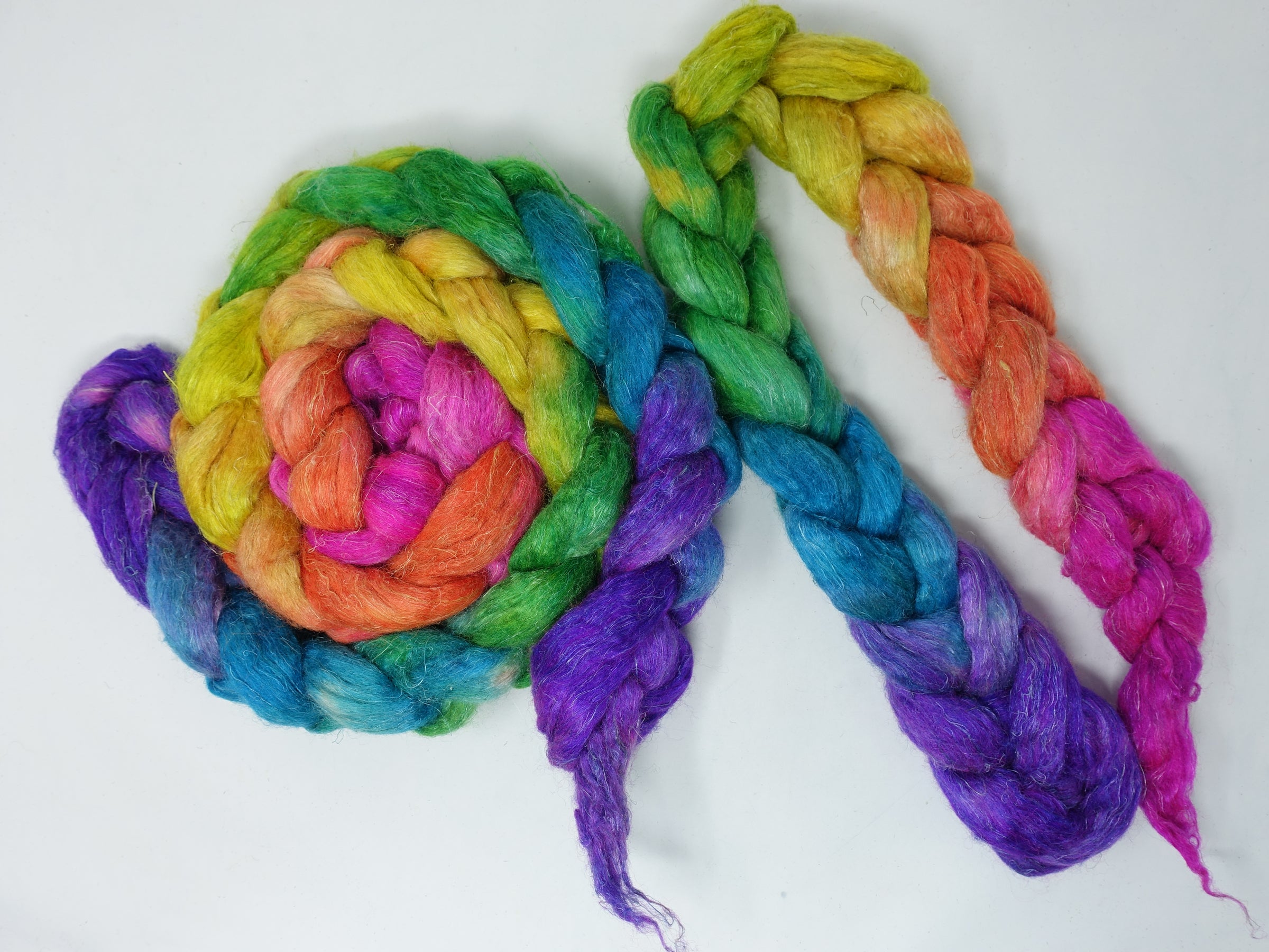 Romney, Silk & Linen. Hand Dyed Gradient - 100g