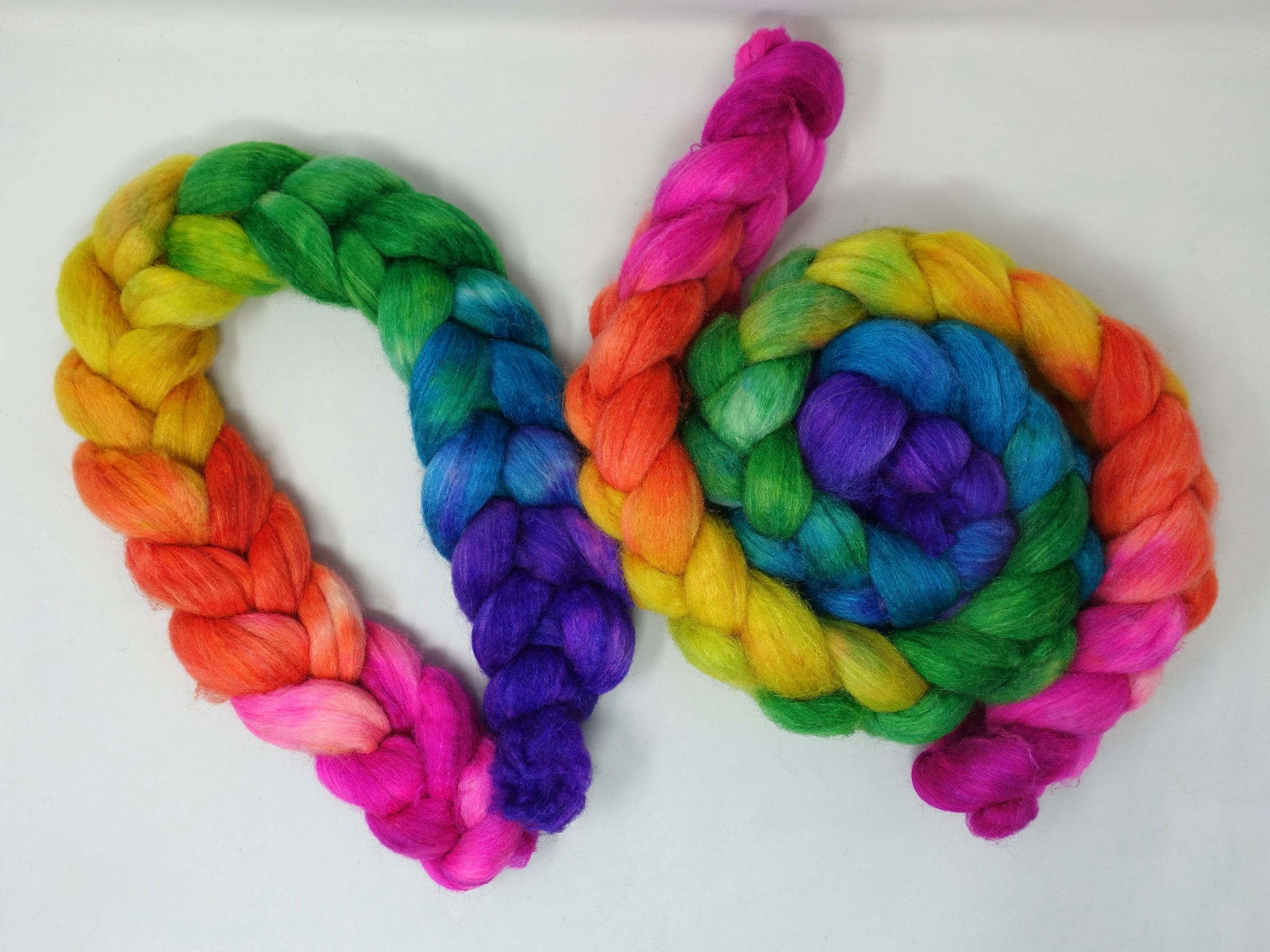 Sock Fibre, Superwash Cheviot, Silk & Bio-Nylon.  Gradient 100g