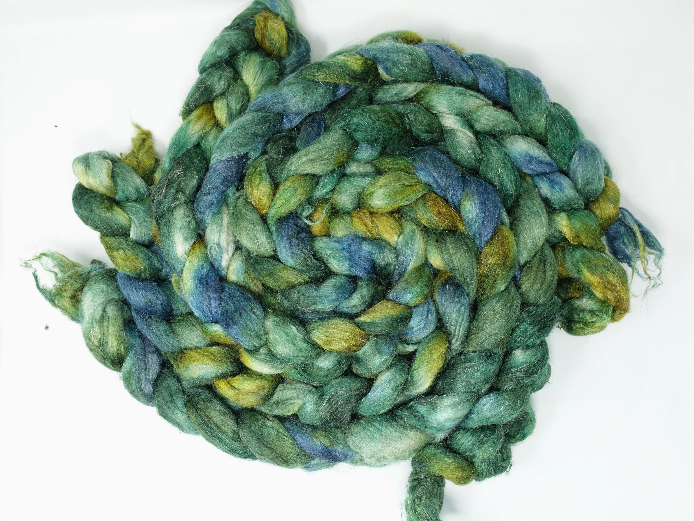 Romney, Silk & Linen. Hand Dyed Variegated - 100g