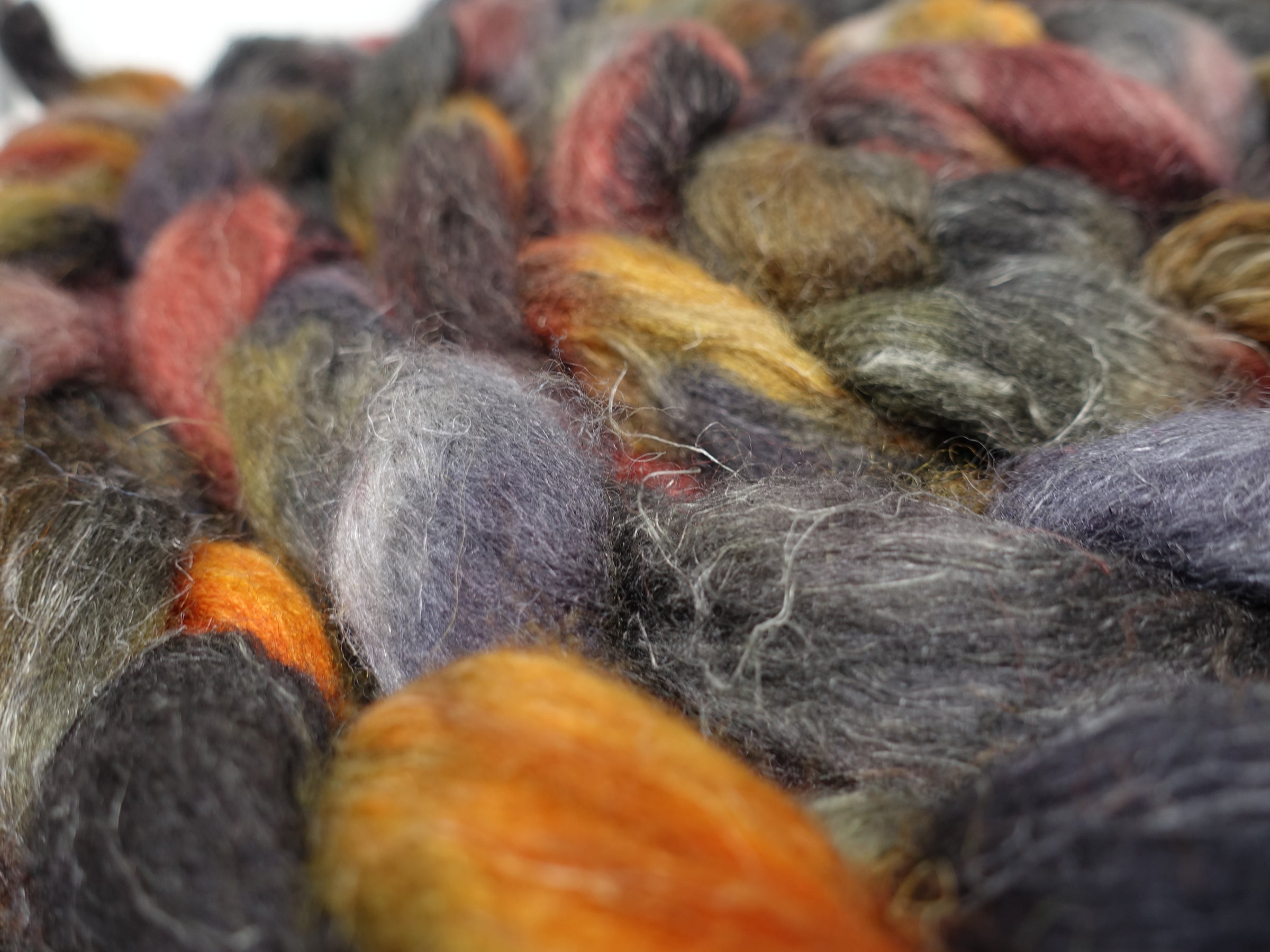 Romney, Silk & Linen. Hand Dyed Variegated - 100g