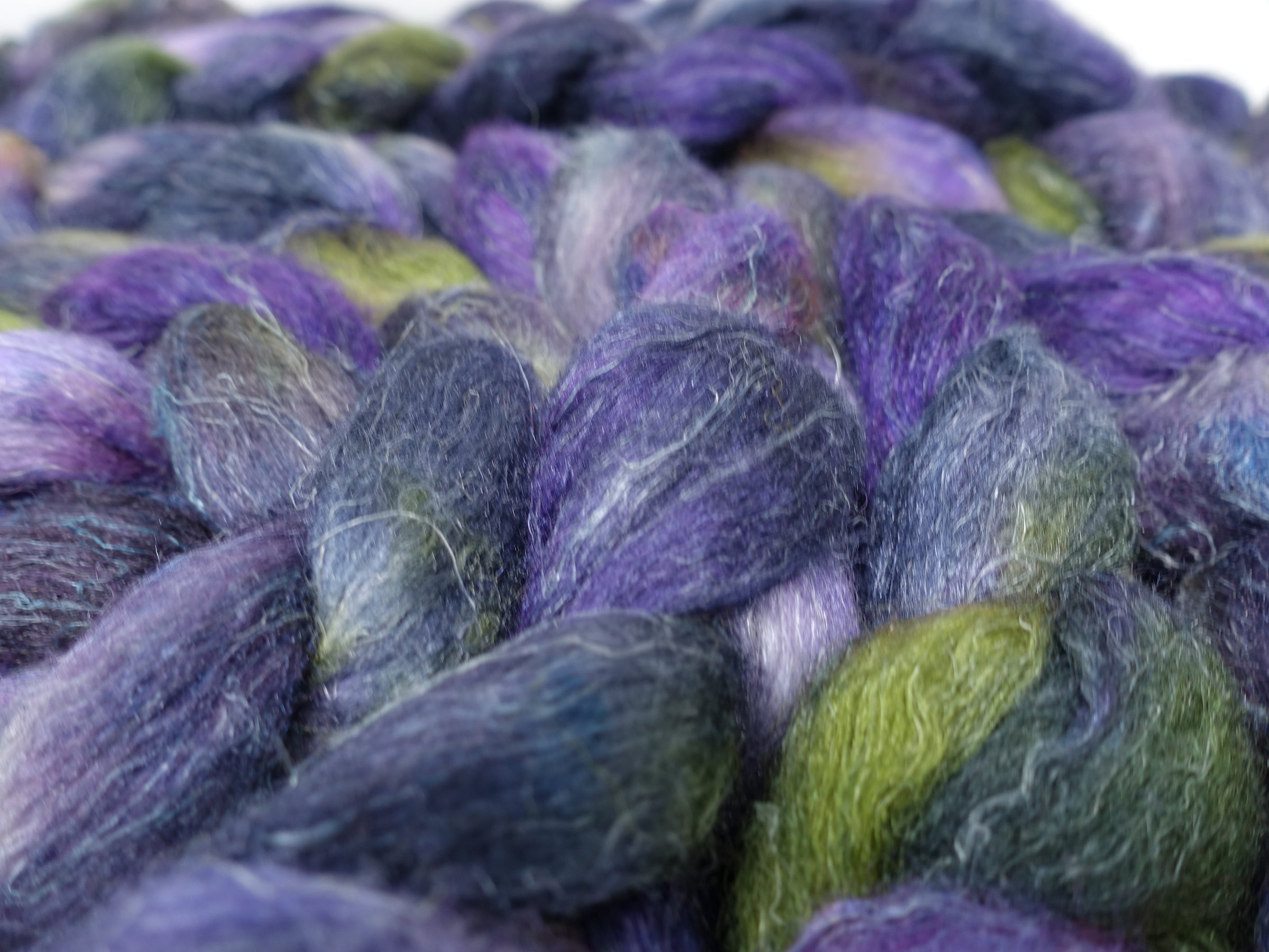 Romney, Silk & Linen. Hand Dyed Variegated - 100g