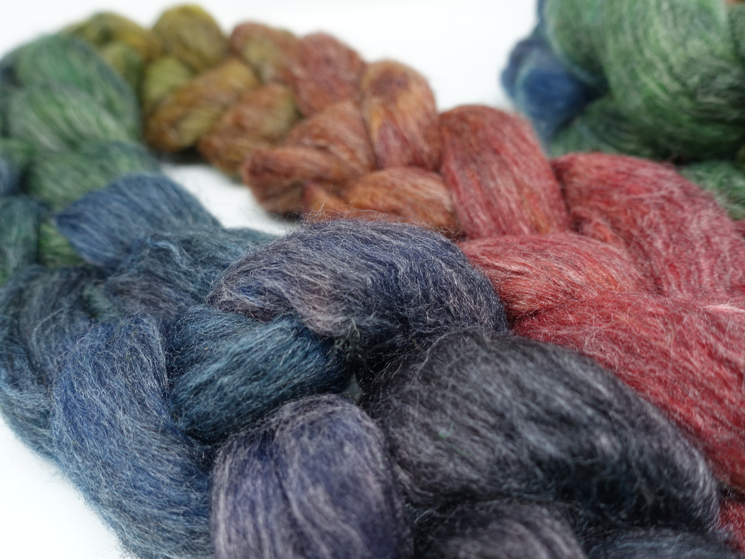 Corriedale & Lotus,  Hand Dyed Gradient. 100g