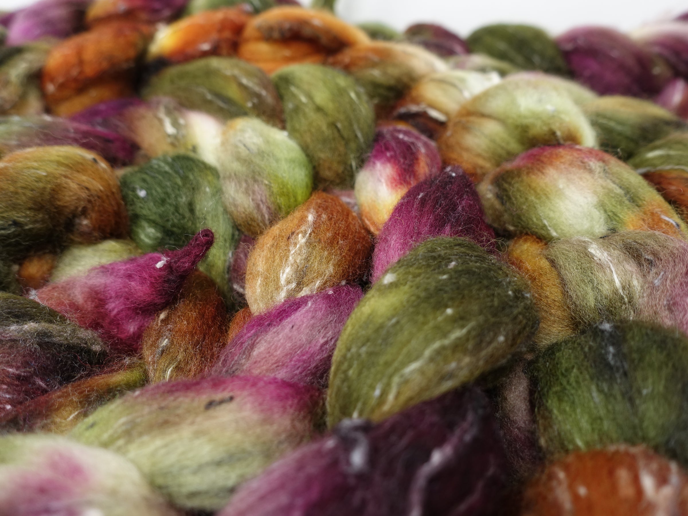 Tweed Wool. South American Wool & Viscose Tweed Nepps. Hand Dyed Variegated 100g