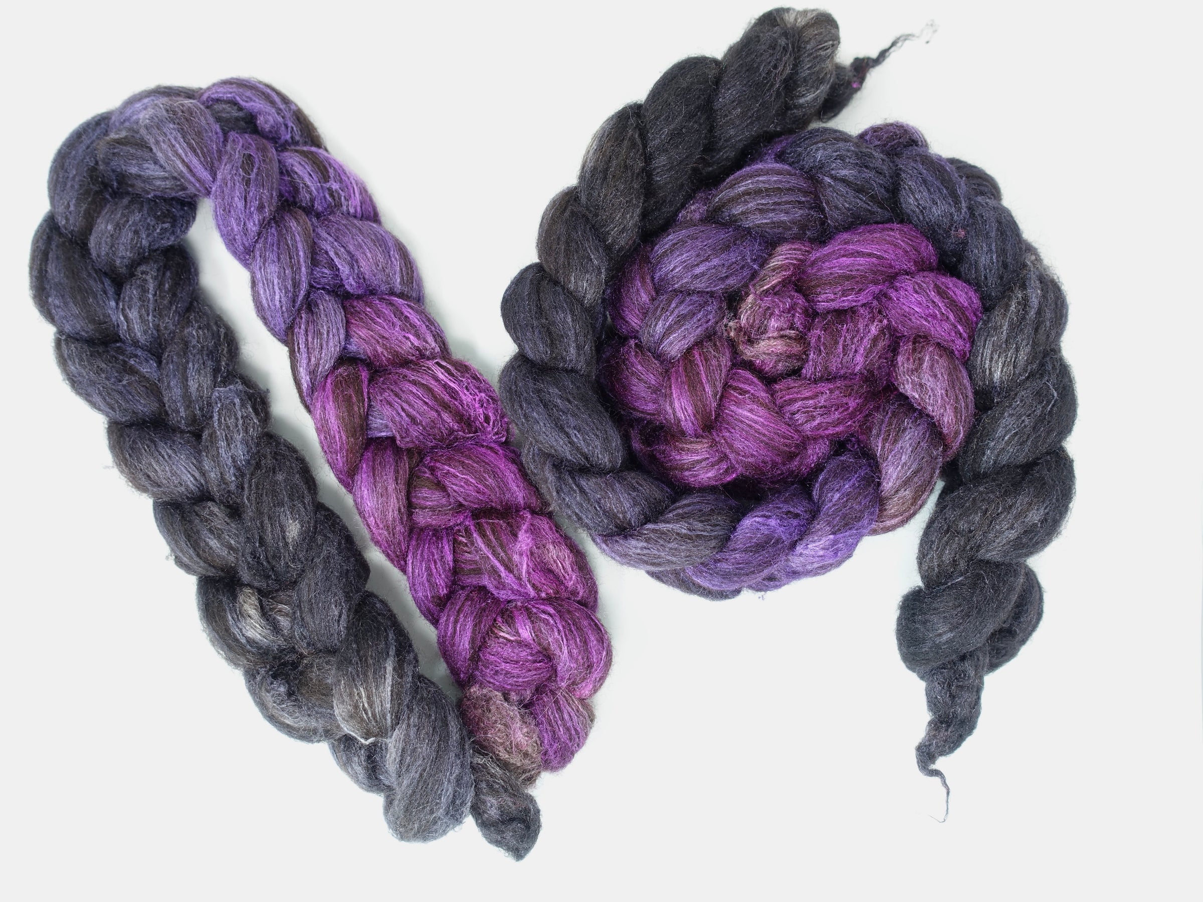 Zwartbles & Silk, Hand Dyed Gradient. 100g