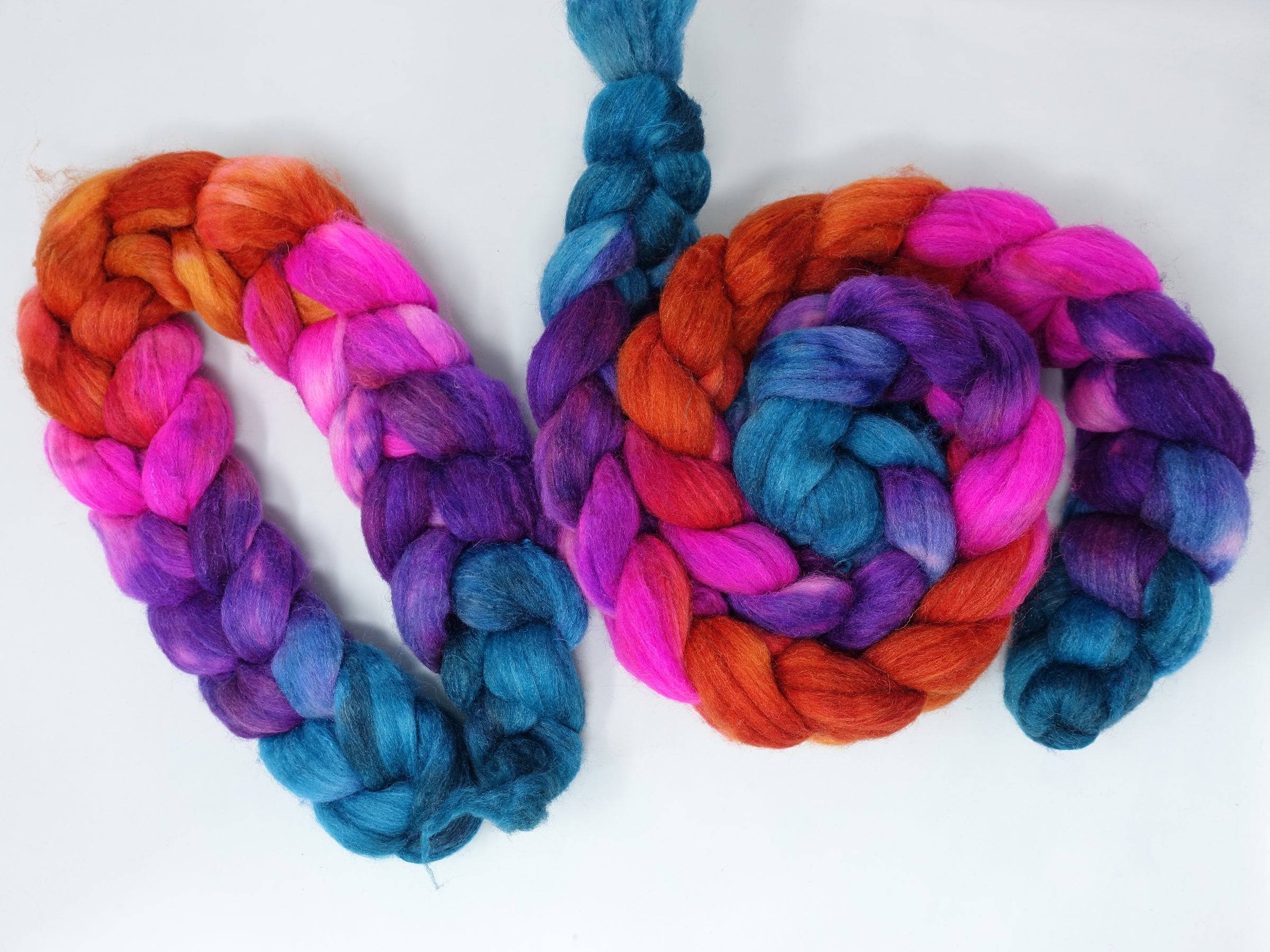 Sock Fibre, Superwash Cheviot, Silk & Bio-Nylon. Mirror Gradient 100g