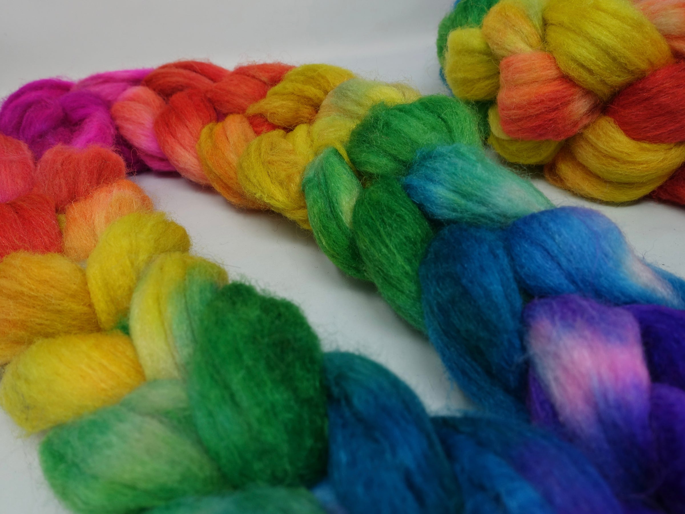 Sock Fibre, Superwash Cheviot, Silk & Bio-Nylon. Mirror Gradient 100g