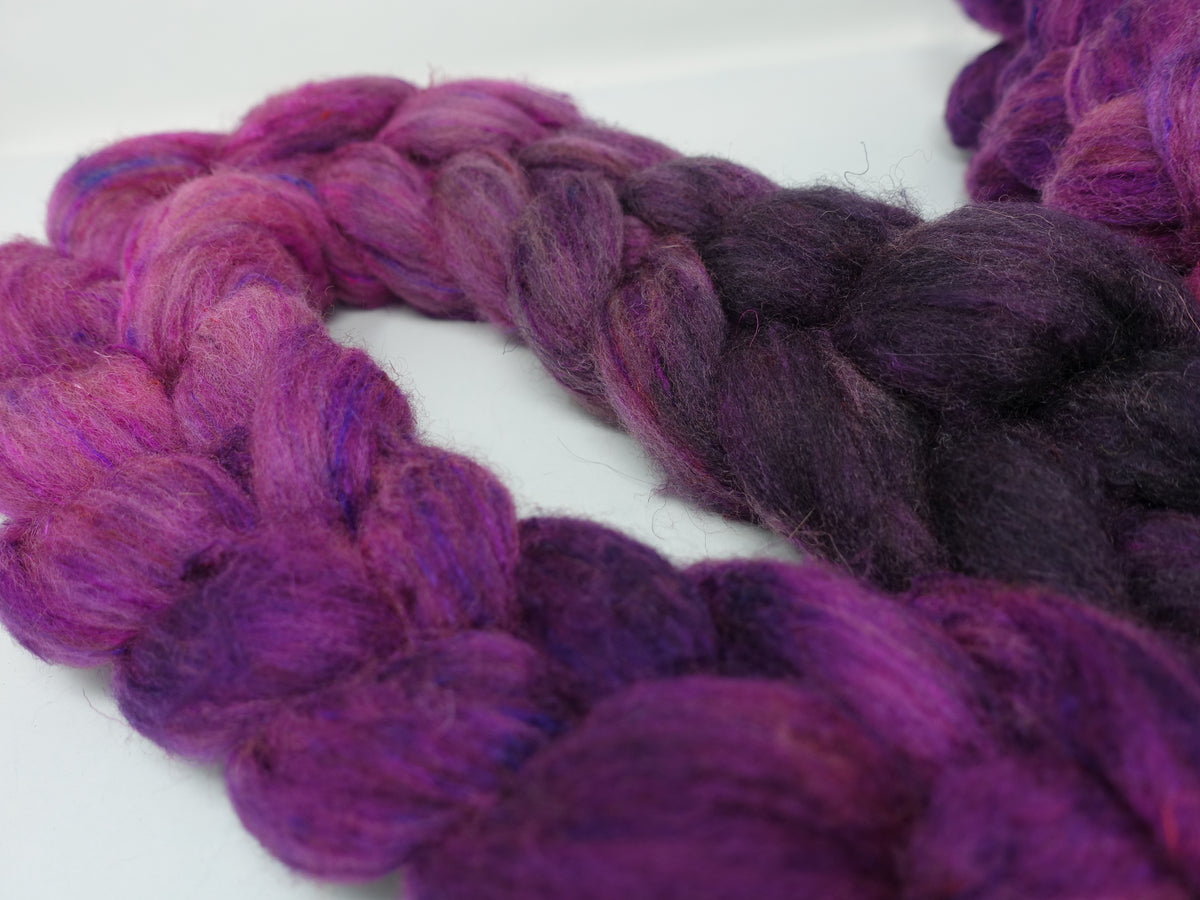 Textured Blend, BFL, Manx Loaghtan, Sari Silk. Hand Dyed Gradient. 100g