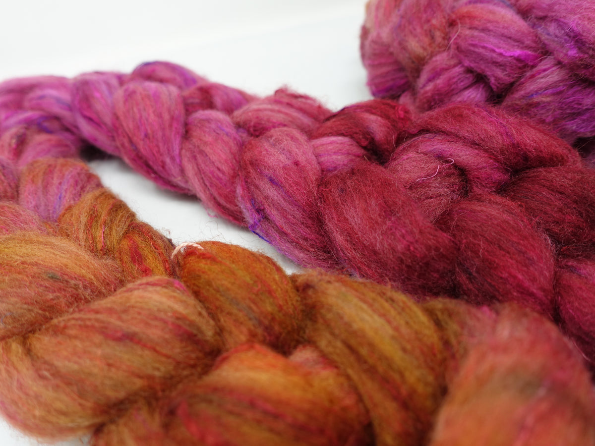 Textured Blend, BFL, Manx Loaghtan, Sari Silk. Hand Dyed Gradient. 100g