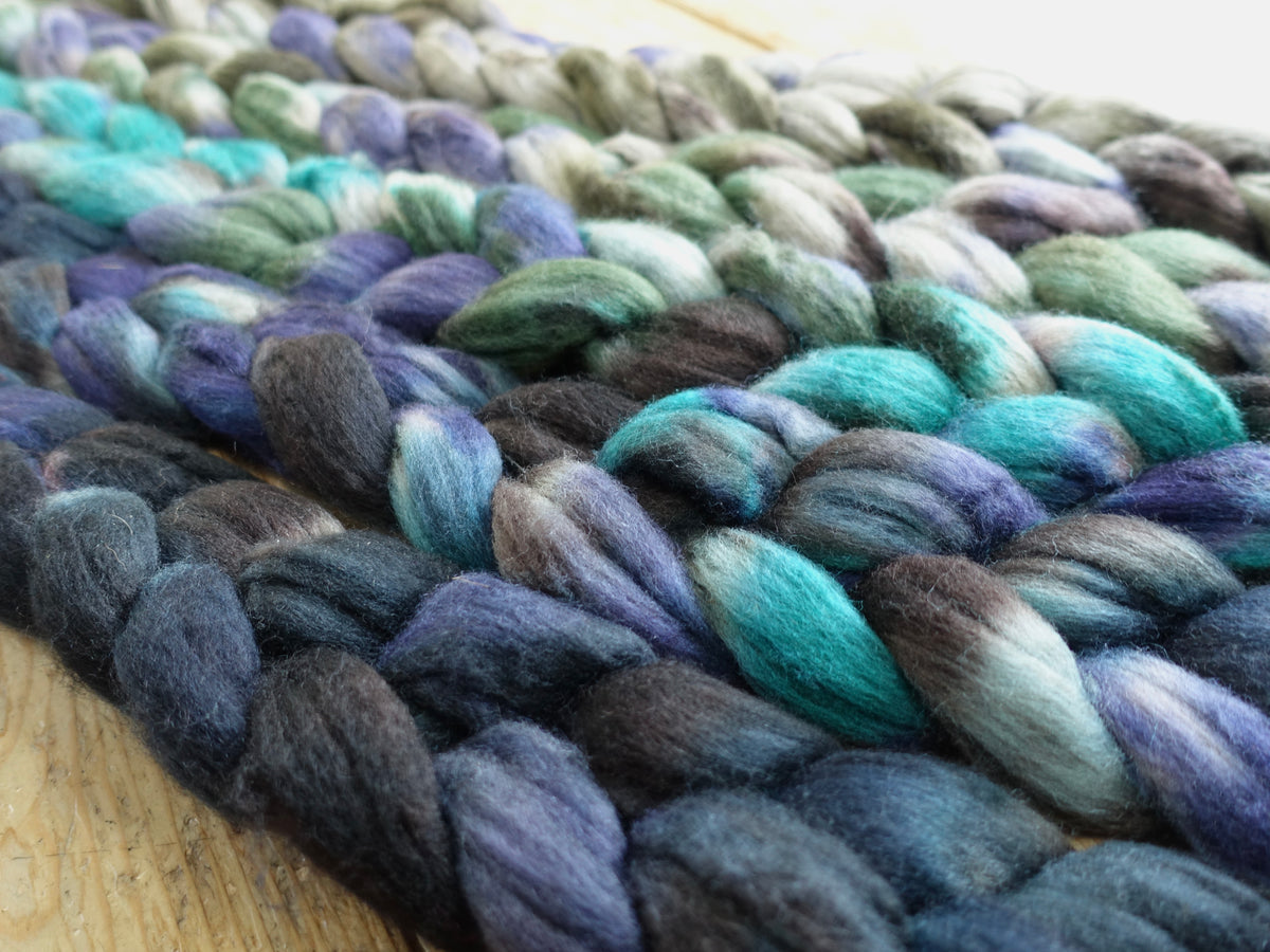 Fade Pack- Polwarth & Yak, 5 co-ordinating braids, Hand Dyed. 500g