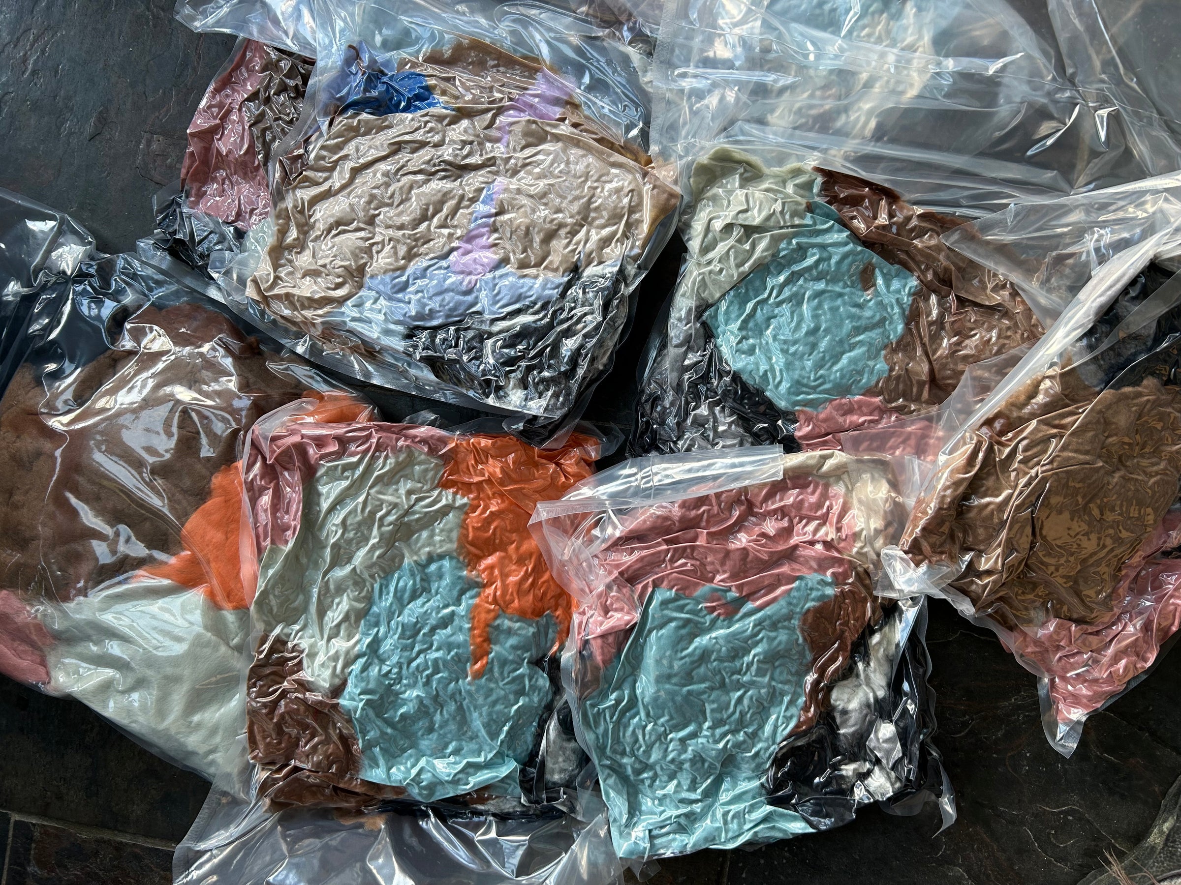 Cashmere Mixed Bag- 500g. Assorted colours