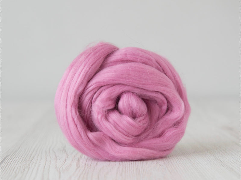 Pink cotton Sliver for hand spinning