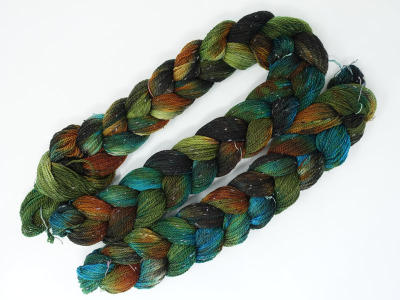 Hand Dyed Variegated Warp- BFL & Tweed ~350m per 100g. 150 ends. ~2.3m or 4.8m length