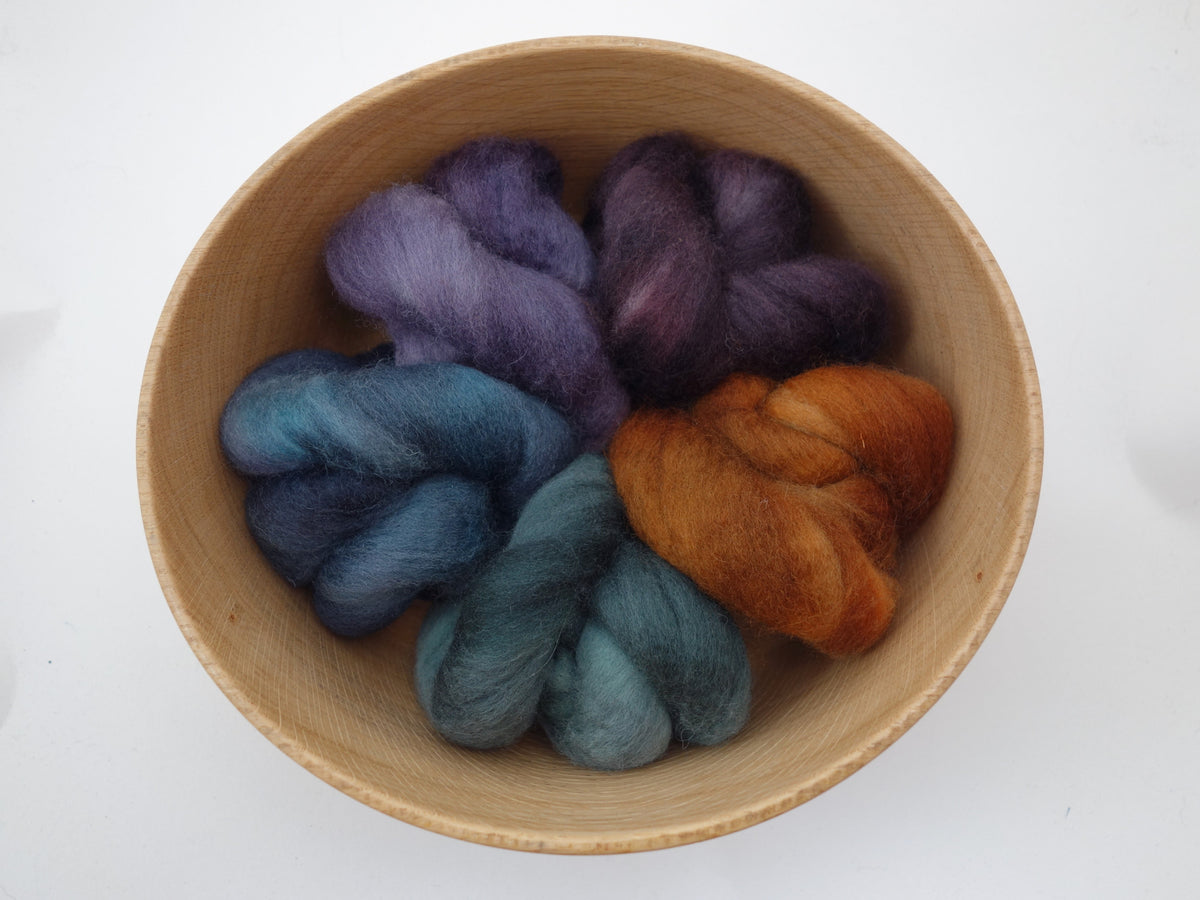 Colours of Cambria: Mine - 100g Cambrian (Welsh x BFL) Wool - Hilltop Cloud