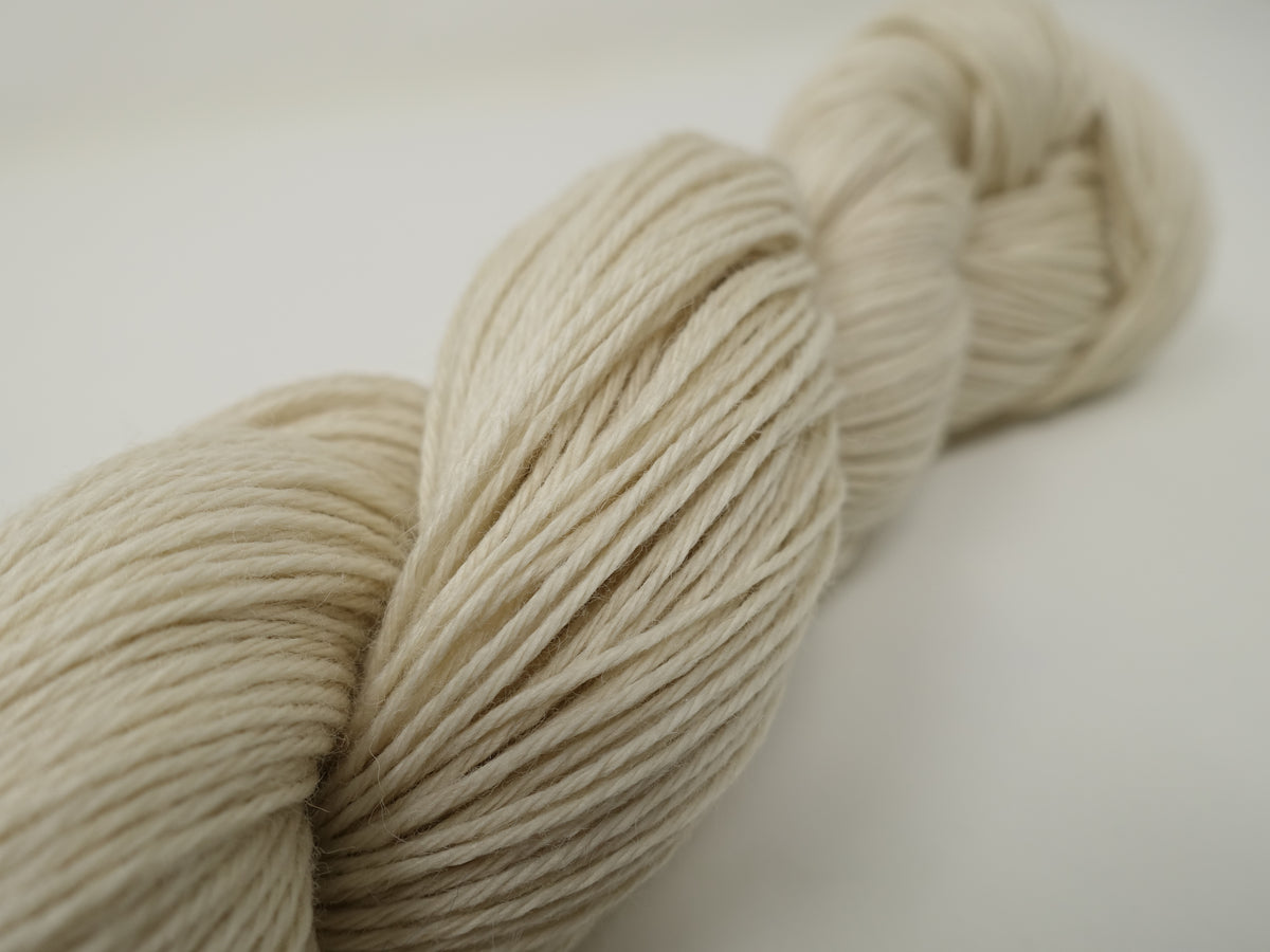 Superfine Merino & Camel Yarn, 4/16NM, 100g skeins, 400m per 100g. Co-ordinating yarn for hand dyed warps