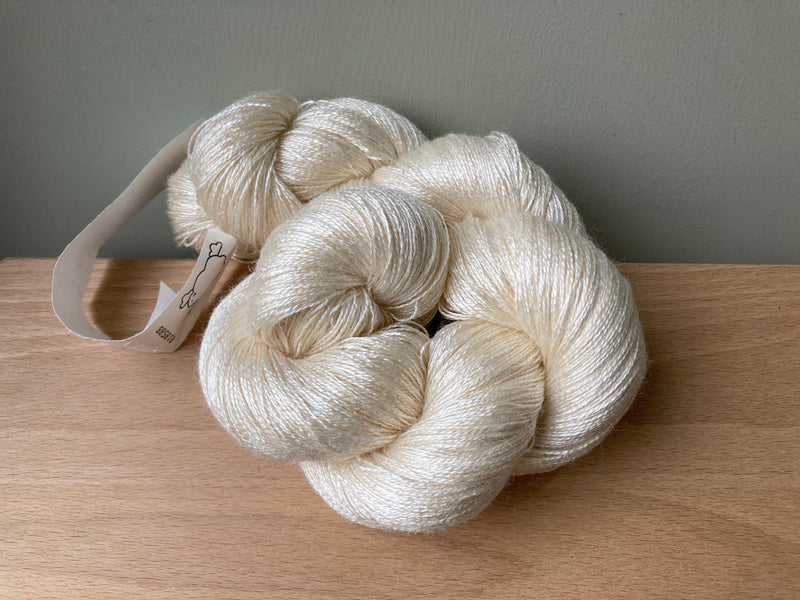 Tussah Silk Yarn, 2/20NM, 1000m per 100g. Co-ordinating yarn for hand dyed warps